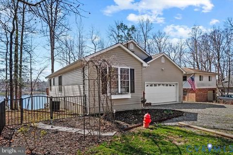 Tiny photo for 686 Lake Caroline Drive, Ruther Glen, VA 22546 (MLS # 2620131)