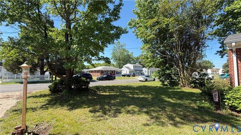 Tiny photo for 718 Burgess Avenue, Hampton, VA 23664 (MLS # 2612719)