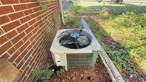 Tiny photo for 718 Burgess Avenue, Hampton, VA 23664 (MLS # 2612719)