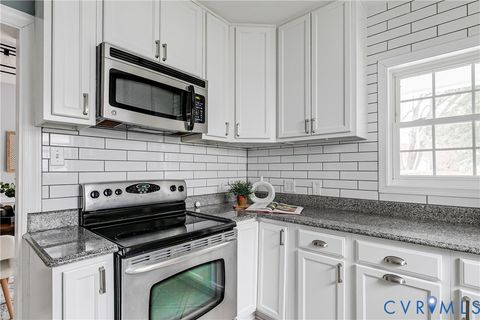 Tiny photo for 4504 Hanover Avenue, Richmond, VA 23221 (MLS # 2602313)