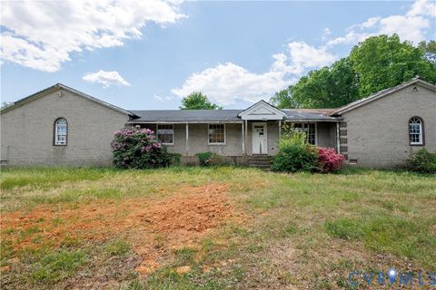 7621 Amelia Springs Road Amelia VA 23083