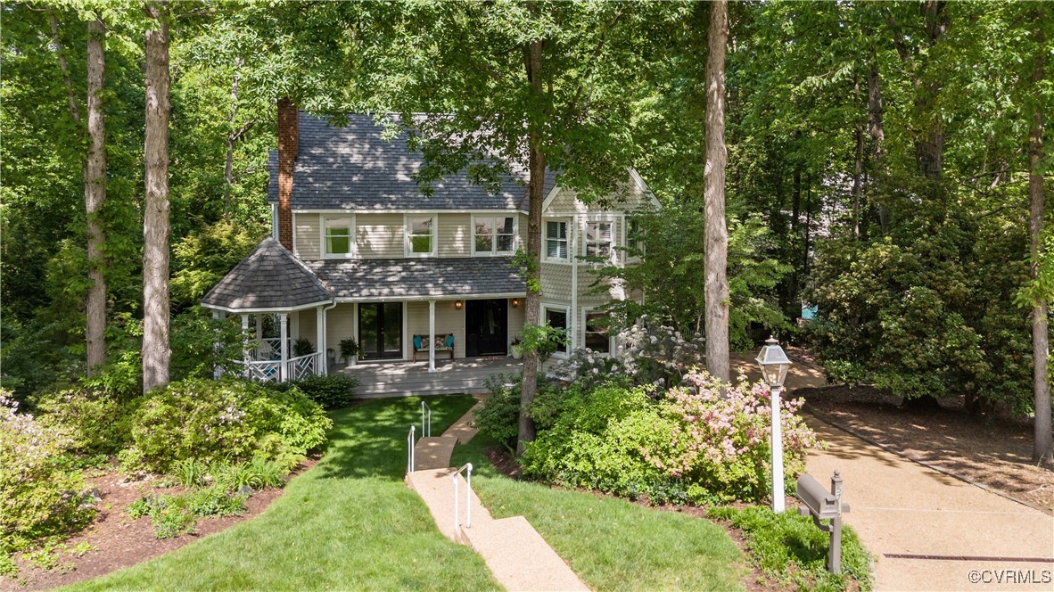 5716 Regent Circle