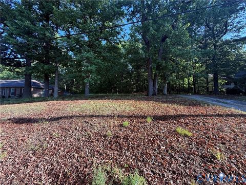 Photo of 2624 Forest Lake Road, Chester, VA 23831 (MLS # 2612735)
