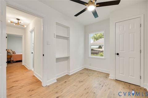 Tiny photo for 215 N 14th Ave AVE, Hopewell, VA 23860 (MLS # 2621824)