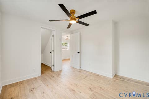 Tiny photo for 215 N 14th Ave AVE, Hopewell, VA 23860 (MLS # 2621824)