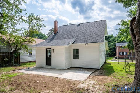 Tiny photo for 215 N 14th Ave AVE, Hopewell, VA 23860 (MLS # 2621824)