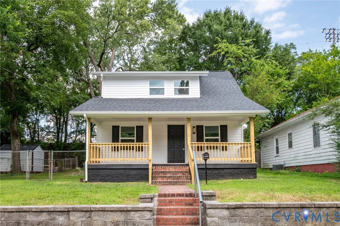 215 N 14th Ave Ave