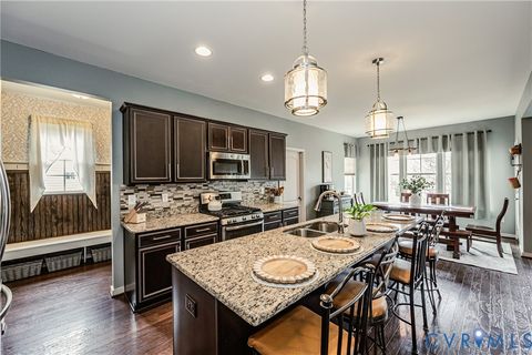 Tiny photo for 11900 James Overlook Court, Chester, VA 23836 (MLS # 2611563)