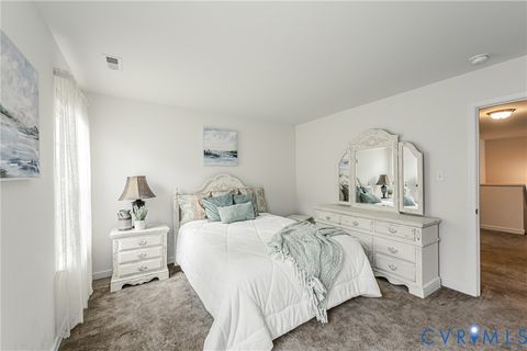 Tiny photo for 11900 James Overlook Court, Chester, VA 23836 (MLS # 2611563)