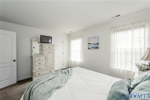 Tiny photo for 11900 James Overlook Court, Chester, VA 23836 (MLS # 2611563)