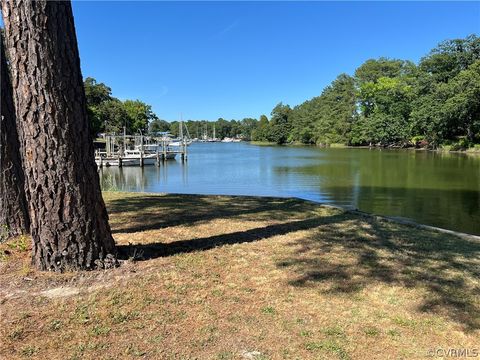 A home in Reedville