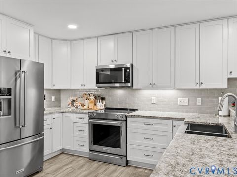 Tiny photo for 6310 Walnut Bend Terrace, Midlothian, VA 23112 (MLS # 2617157)