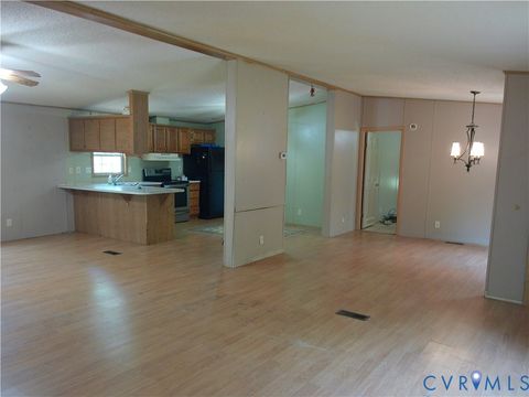 Tiny photo for 4628 Bradley Farm Road, Tappahannock, VA 22560 (MLS # 2609577)