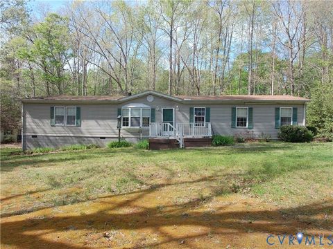 Photo of 4628 Bradley Farm Road, Tappahannock, VA 22560 (MLS # 2609577)
