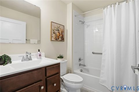 Tiny photo for 831 Vickilee Road, North Chesterfield, VA 23236 (MLS # 2613056)