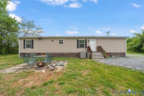 Tiny photo for 377 Rocky Hill Road, Nottoway, VA 23824 (MLS # 2611496)