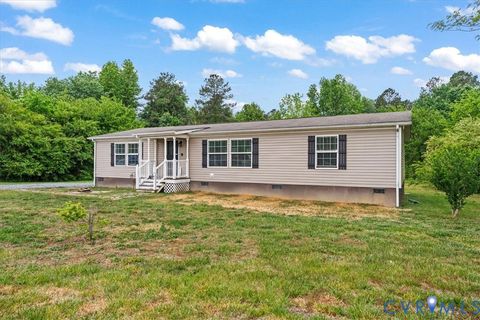 Tiny photo for 377 Rocky Hill Road, Nottoway, VA 23824 (MLS # 2611496)