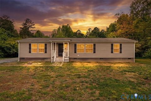 Tiny photo for 377 Rocky Hill Road, Nottoway, VA 23824 (MLS # 2611496)