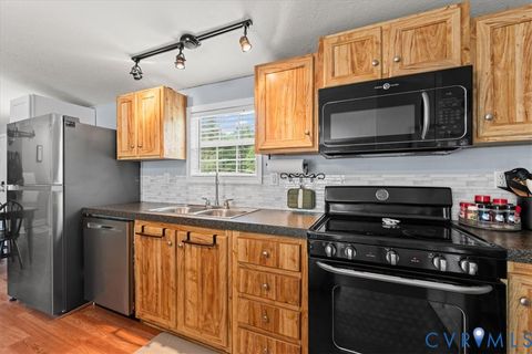 Tiny photo for 377 Rocky Hill Road, Nottoway, VA 23824 (MLS # 2611496)