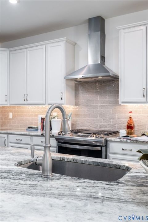 Tiny photo for 9347 Citrine Run, Richmond, VA 23238 (MLS # 2531766)