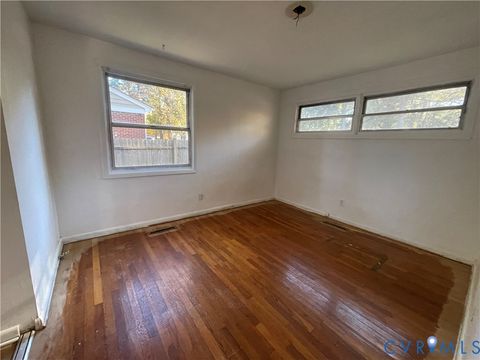 Tiny photo for 1929 Buckner Street, Petersburg, VA 23805 (MLS # 2614623)