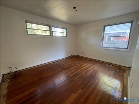Tiny photo for 1929 Buckner Street, Petersburg, VA 23805 (MLS # 2614623)