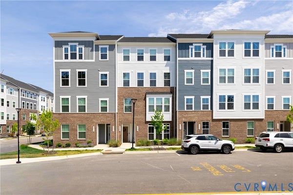 ADDRESS PRIVATE, CHESTER, VA 23831 - Image 3247ff2bb16b720a2b0a1571bd1c1d32/719293576