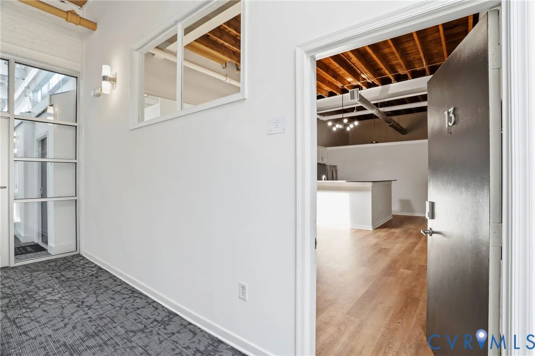 1716 Summit Avenue Unit 13