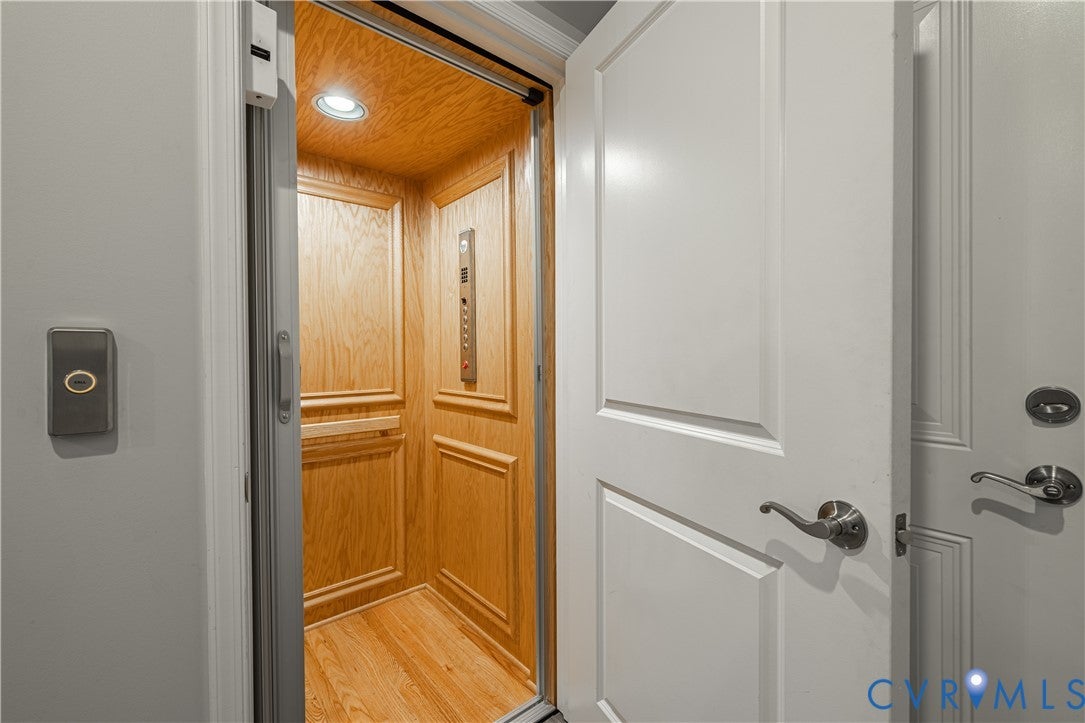 3906 Village Commons Walk
