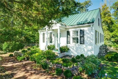 Photo of 1800 Sheppard Town Road, Crozier, VA 23039 (MLS # 2628051)