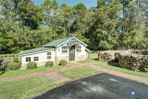 Tiny photo for 1800 Sheppard Town Road, Crozier, VA 23039 (MLS # 2628051)