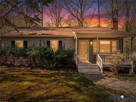 Photo of 2217 Mountain View Road, Powhatan, VA 23139 (MLS # 2608887)