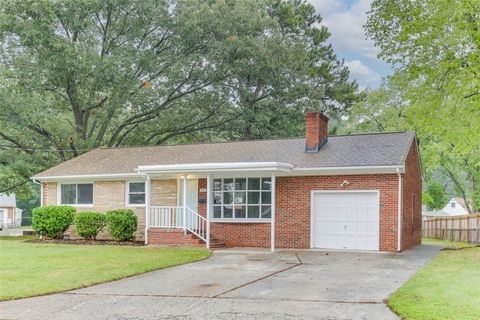Tiny photo for 605 Spruce Road, Newport News, VA 23601 (MLS # 2527497)