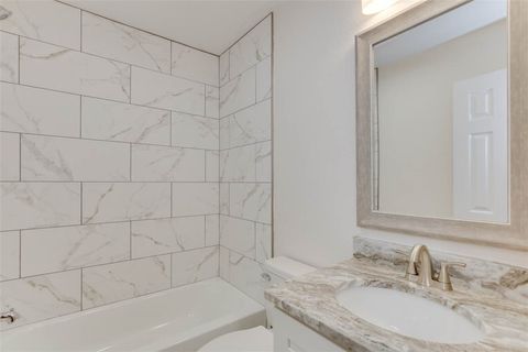 Tiny photo for 605 Spruce Road, Newport News, VA 23601 (MLS # 2527497)