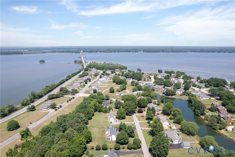 Tiny photo for 10413 Jordan Parkway, Prince George, VA 23860 (MLS # 2612988)