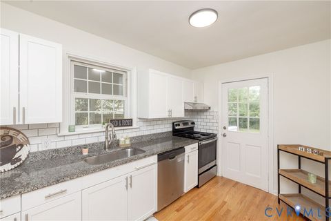 Tiny photo for 902 Greenway Lane, Richmond, VA 23226 (MLS # 2532651)