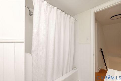 Tiny photo for 902 Greenway Lane, Richmond, VA 23226 (MLS # 2532651)