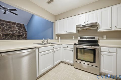 Tiny photo for 114 Inland View Drive, Newport News, VA 23603 (MLS # 2600592)