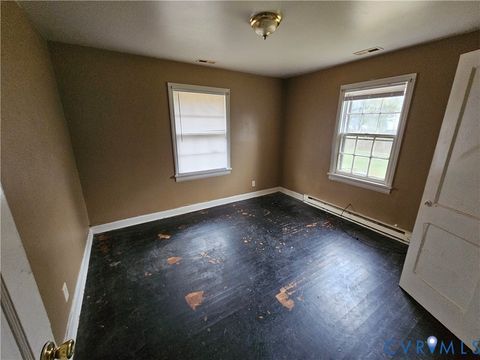 Tiny photo for 2201 S Kinsley Avenue, Richmond, VA 23224 (MLS # 2530772)