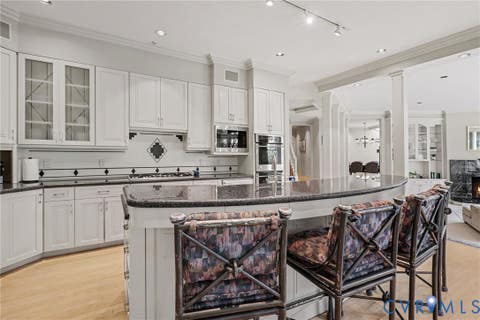 Tiny photo for 390 Saddleback KNL, Nellysford, VA 22958 (MLS # 2620045)