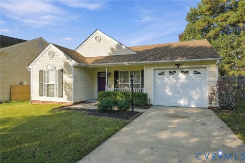Photo of 9642 Ransom Hills Terrace, North Chesterfield, VA 23237 (MLS # 2628015)