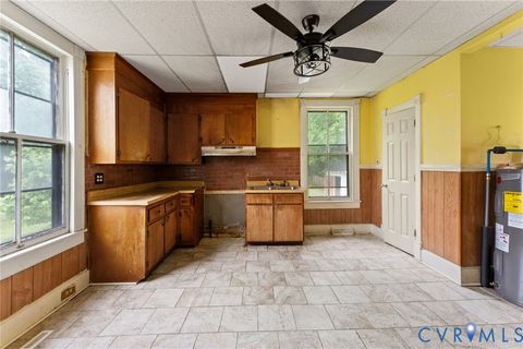 Tiny photo for 310 Grigg Street, Petersburg, VA 23803 (MLS # 2613011)