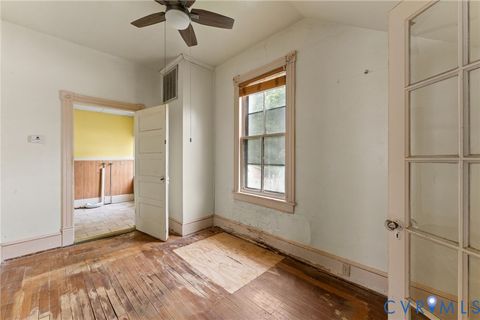 Tiny photo for 310 Grigg Street, Petersburg, VA 23803 (MLS # 2613011)