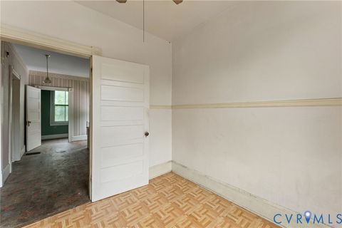 Tiny photo for 310 Grigg Street, Petersburg, VA 23803 (MLS # 2613011)