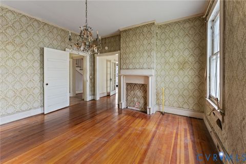 Tiny photo for 310 Grigg Street, Petersburg, VA 23803 (MLS # 2613011)