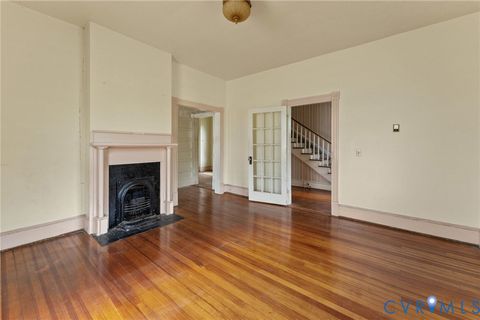 Tiny photo for 310 Grigg Street, Petersburg, VA 23803 (MLS # 2613011)