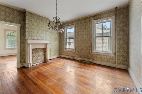 Tiny photo for 310 Grigg Street, Petersburg, VA 23803 (MLS # 2613011)