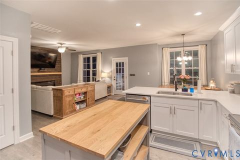 Tiny photo for 27 Trail Street, Hampton, VA 23669 (MLS # 2604991)