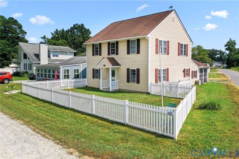 Tiny photo for 110 Hampton Road, Dunnsville, VA 22454 (MLS # 2604889)