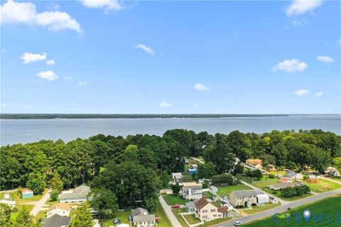 Tiny photo for 110 Hampton Road, Dunnsville, VA 22454 (MLS # 2604889)